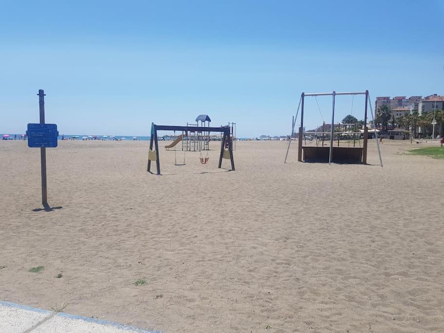 Apartamento Malaga 300 Metros De La Playa Málaga Exterior foto